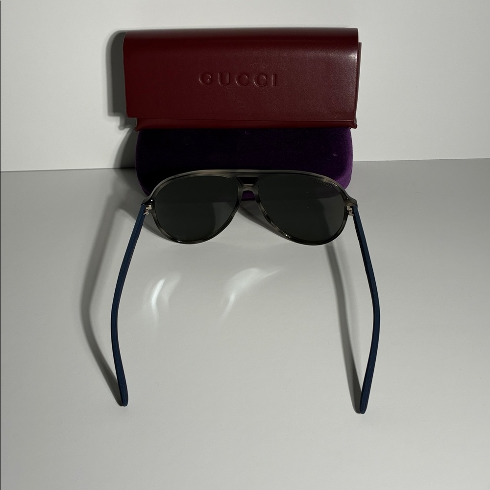 Gucci GG0423S 010 Pilot Sunglasses Gray/Black Blue Polarized 60mm New Authentic - Picture 9 of 14